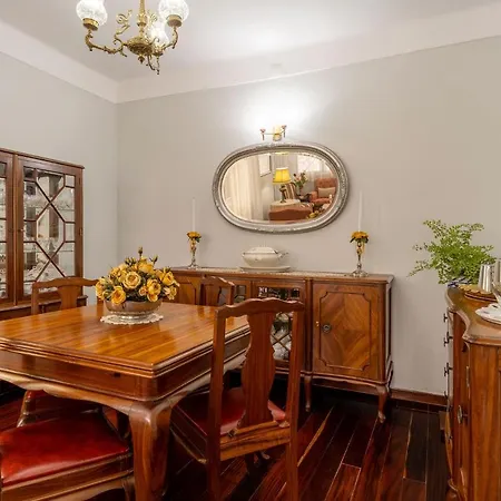 Vintage House